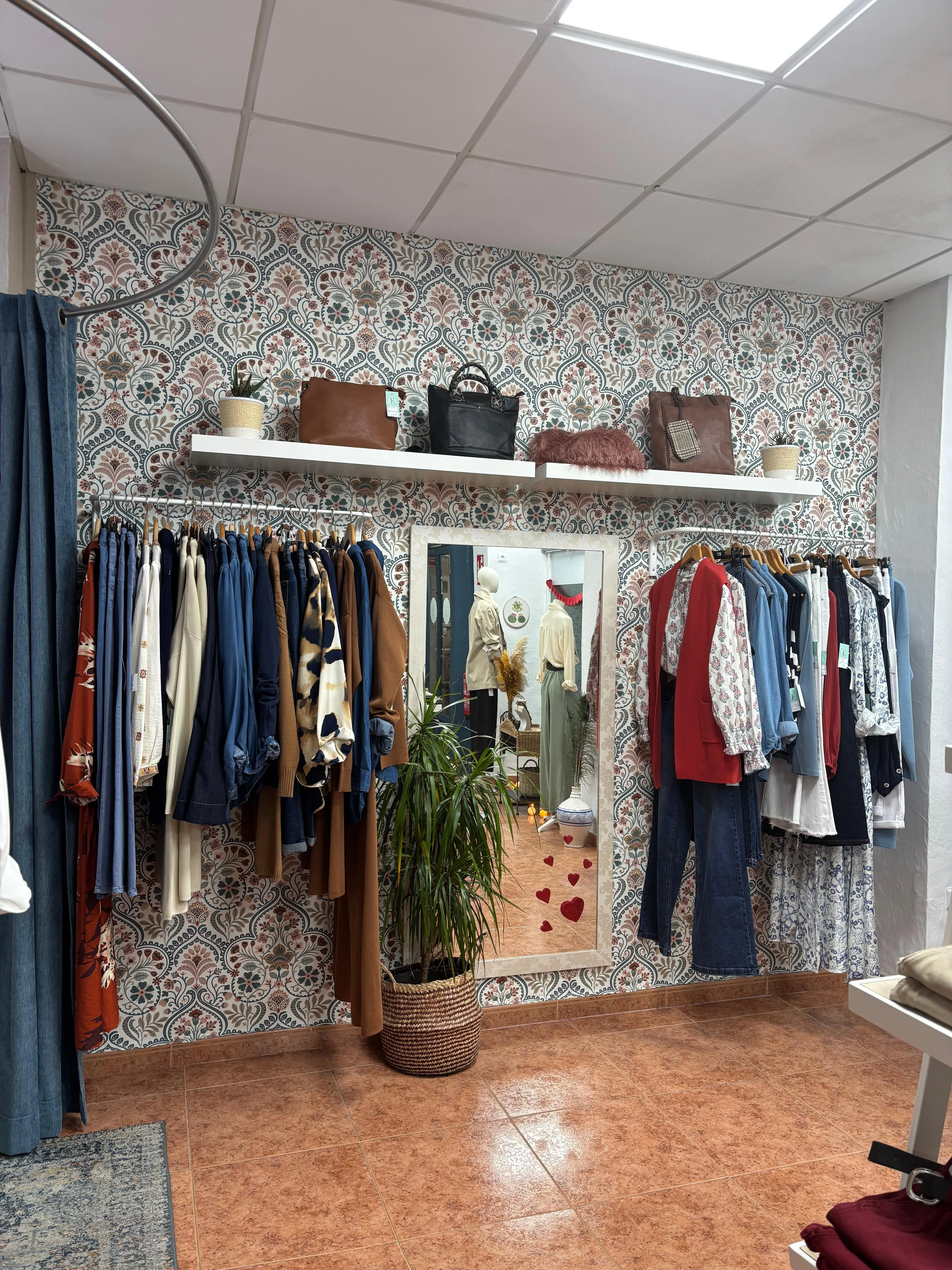 Interior de la Tienda Eleonora